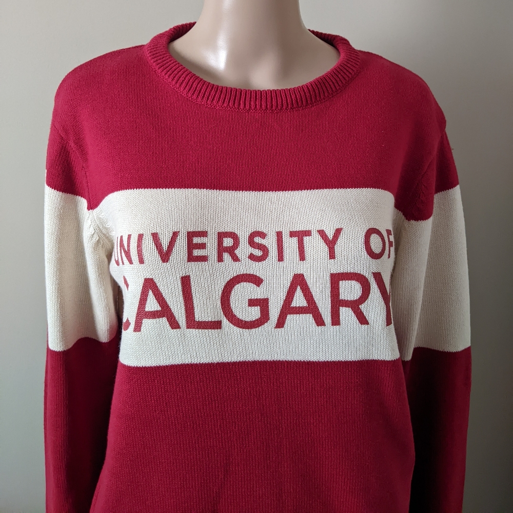 University Calgary Knit Crewneck Sweater, Men's Small